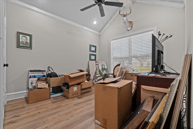 410 Deer Point Cove, Chandler, TX 75758