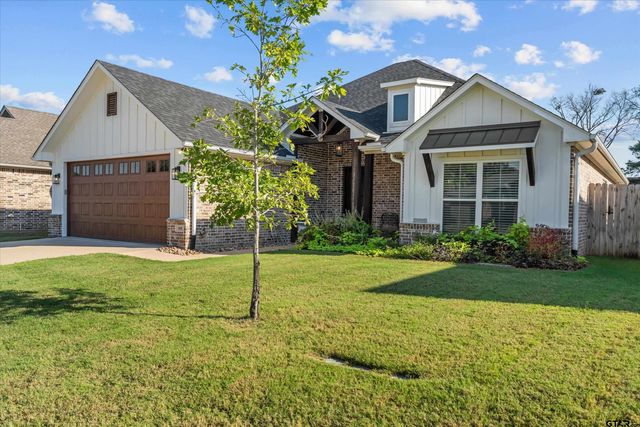 410 Deer Point Cove, Chandler, TX 75758