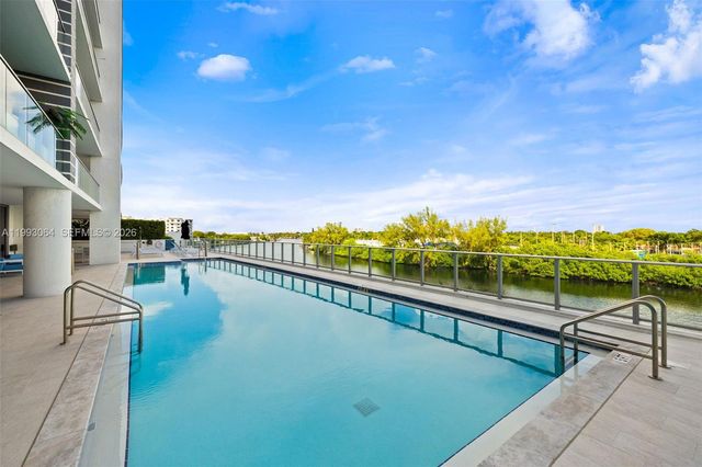 1180 N Federal Hwy 1102, Fort Lauderdale, FL 33304