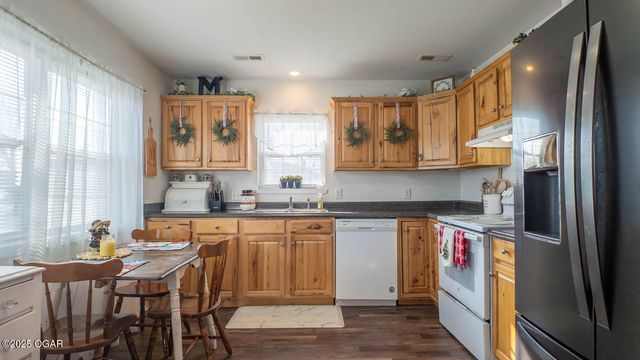 502 N Hall Street, Webb City, MO 64870