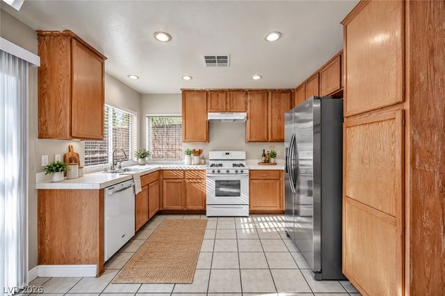 812 Bow Creek Lane, Las Vegas, NV 89134