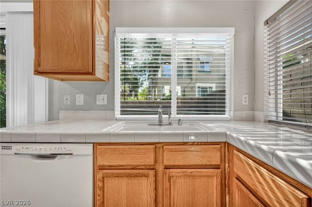 812 Bow Creek Lane, Las Vegas, NV 89134