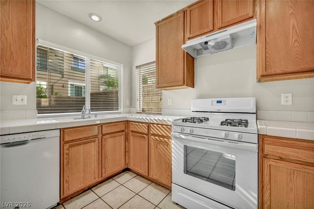 812 Bow Creek Lane, Las Vegas, NV 89134