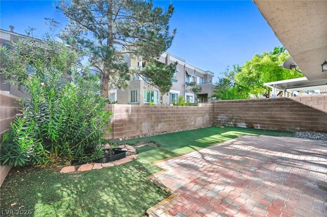 812 Bow Creek Lane, Las Vegas, NV 89134