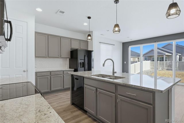 10562 Yosemite Street, Commerce City, CO 80640