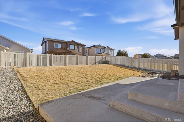 10562 Yosemite Street, Commerce City, CO 80640