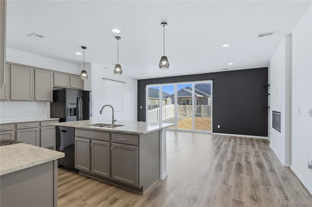 10562 Yosemite Street, Commerce City, CO 80640