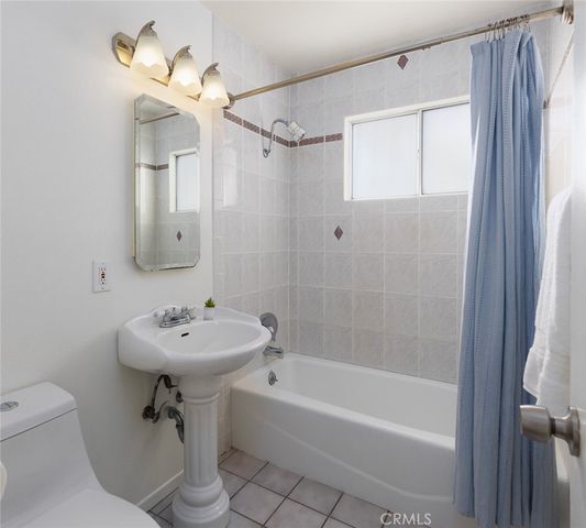 7901 Rhine Drive, Huntington Beach, CA 92647
