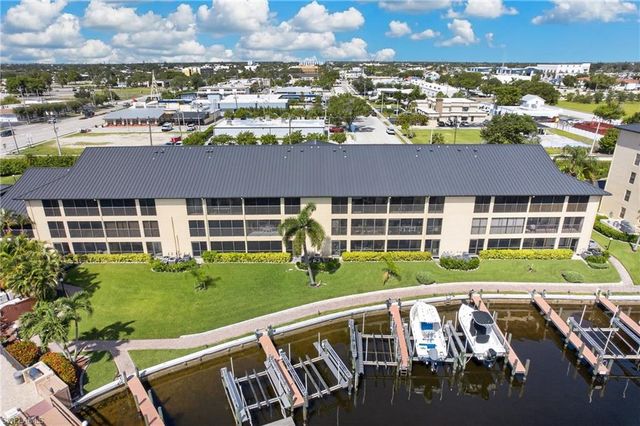 4719 SE 17th PL 103, Cape Coral, FL 33904
