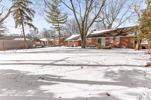 1830 N Gulley Road, Dearborn, MI 48128