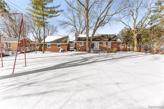 1830 N Gulley Road, Dearborn, MI 48128