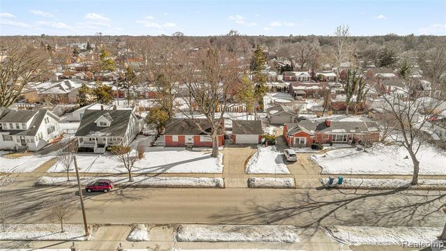 1830 N Gulley Road, Dearborn, MI 48128