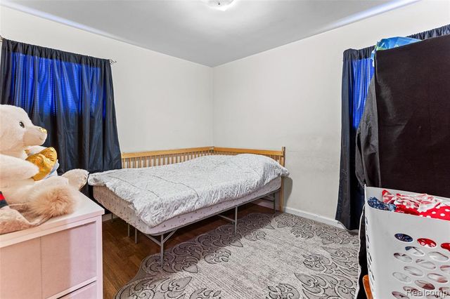 1830 N Gulley Road, Dearborn, MI 48128