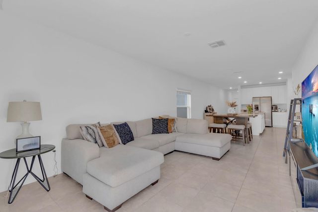 1513 CUMBERLAND AVENUE, Davenport, FL 33837