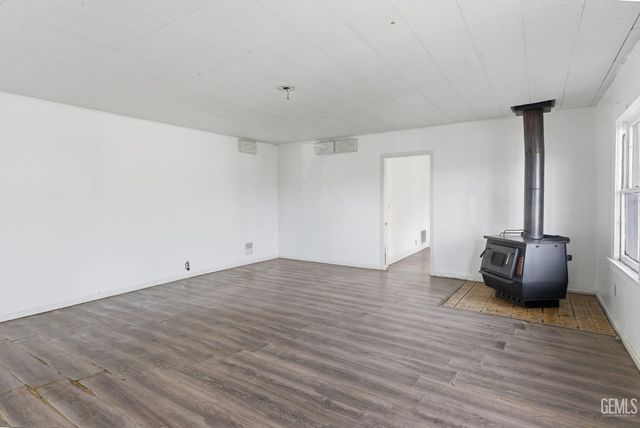 2930 Potomac Avenue, Bakersfield, CA 93307