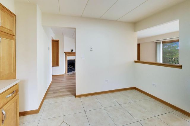 4401 Pershing Avenue 2N, Downers Grove, IL 60515