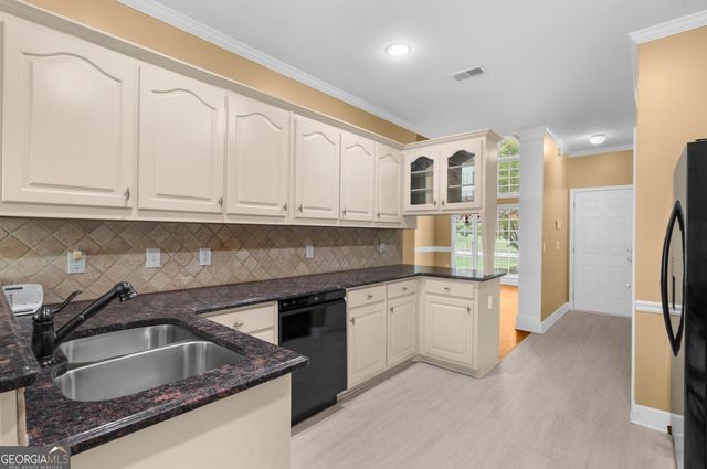 641 Richmond Place, Loganville, GA 30052