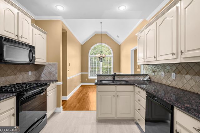 641 Richmond Place, Loganville, GA 30052