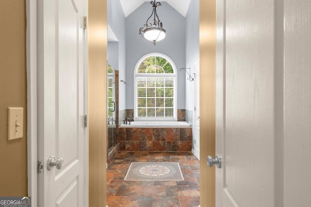 641 Richmond Place, Loganville, GA 30052