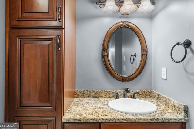 641 Richmond Place, Loganville, GA 30052