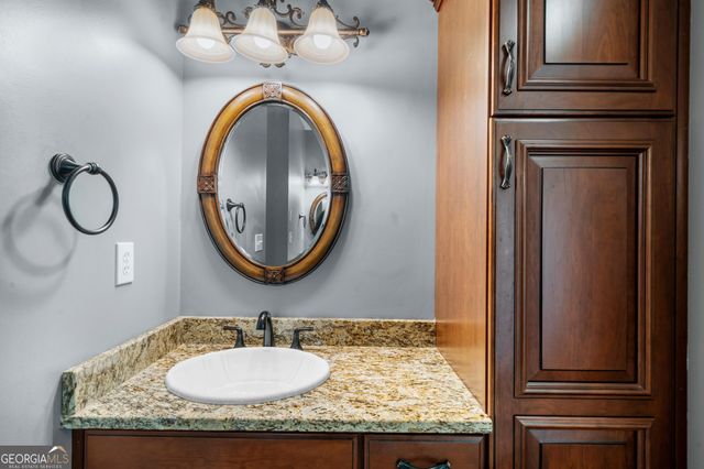 641 Richmond Place, Loganville, GA 30052