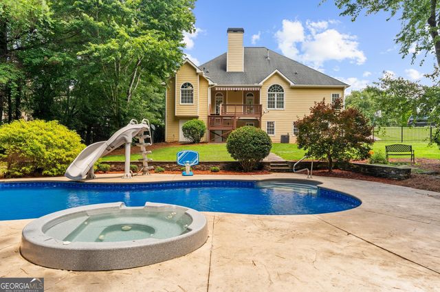 641 Richmond Place, Loganville, GA 30052