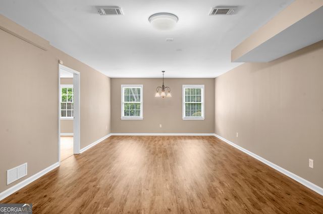 641 Richmond Place, Loganville, GA 30052