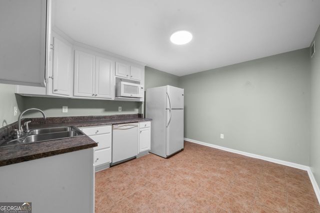 641 Richmond Place, Loganville, GA 30052