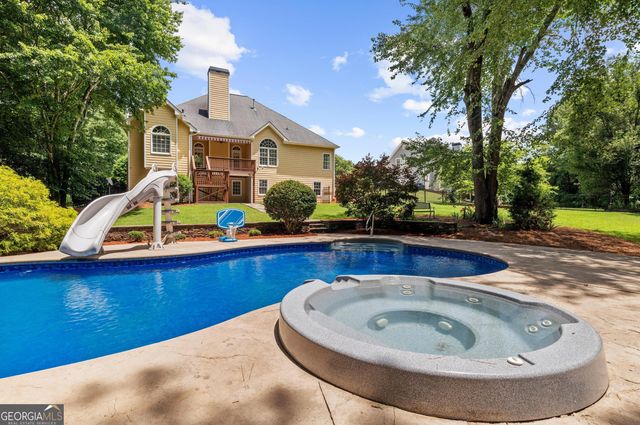 641 Richmond Place, Loganville, GA 30052