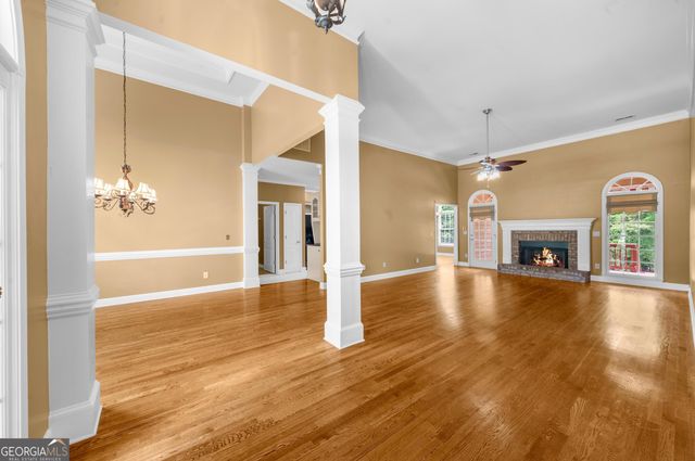 641 Richmond Place, Loganville, GA 30052