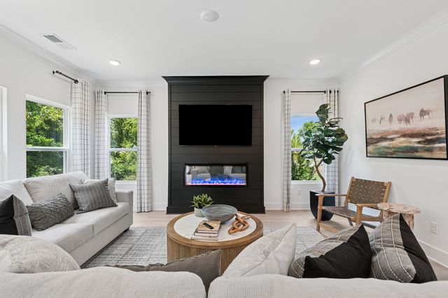 3120 Gravity Drive, Columbia, TN 38401