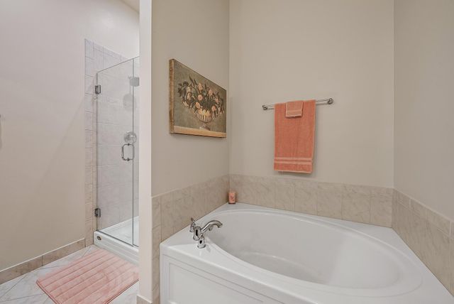 130 Lismore Lane, Jupiter, FL 33458