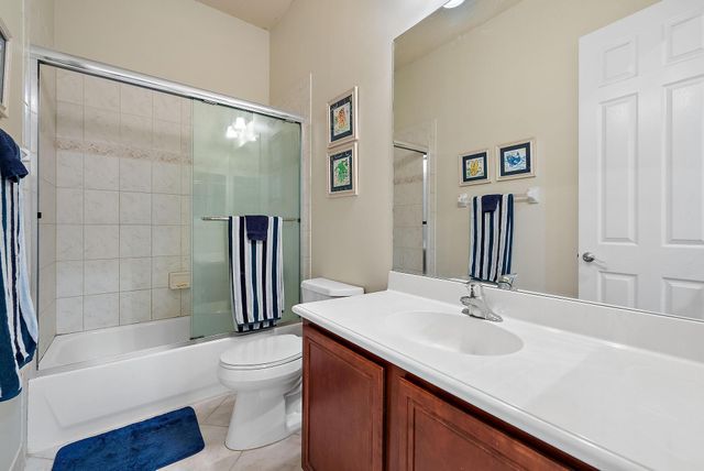 130 Lismore Lane, Jupiter, FL 33458