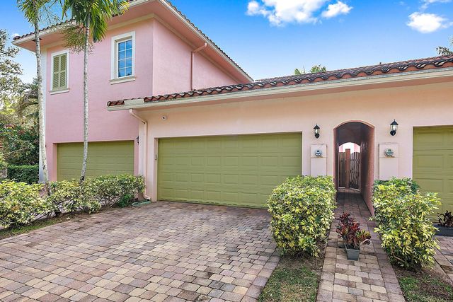 130 Lismore Lane, Jupiter, FL 33458