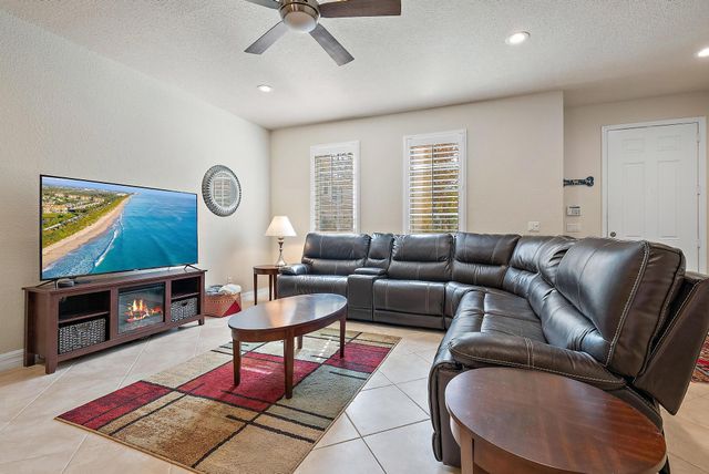 130 Lismore Lane, Jupiter, FL 33458