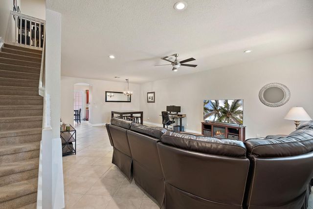 130 Lismore Lane, Jupiter, FL 33458