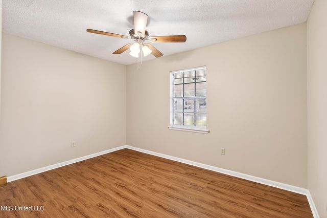 3103 Baltimore Avenue, Pascagoula, MS 39581