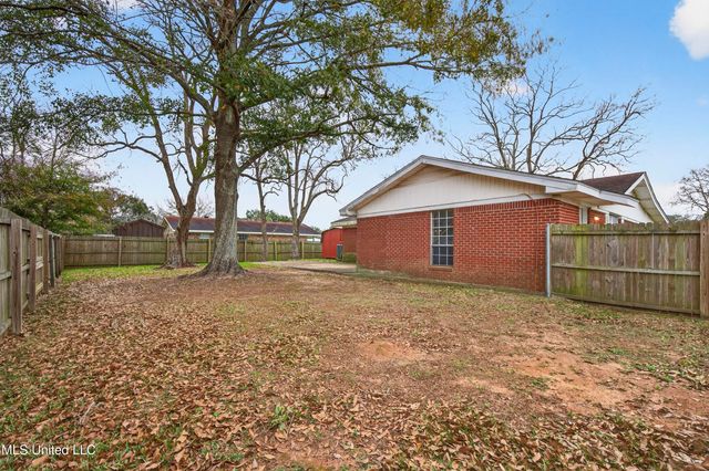 3103 Baltimore Avenue, Pascagoula, MS 39581