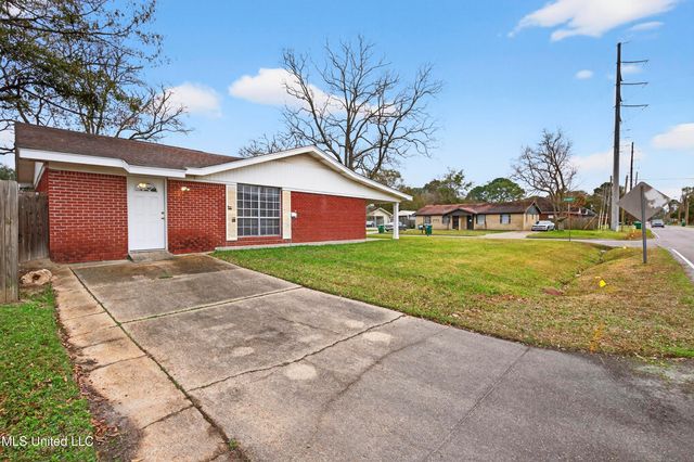 3103 Baltimore Avenue, Pascagoula, MS 39581