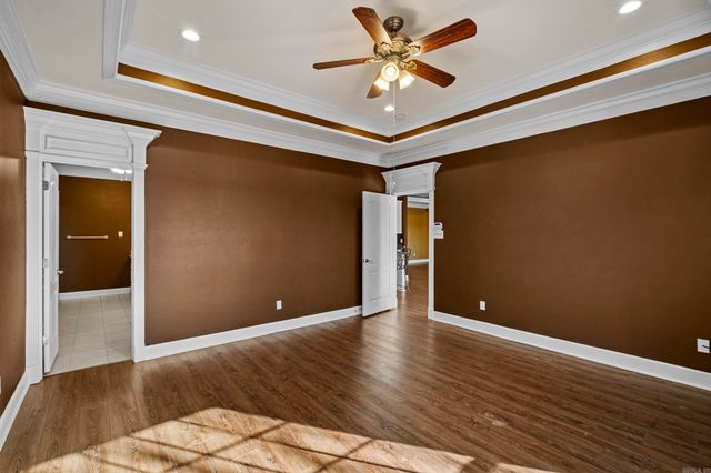 9425 Westlake Circle, Sherwood, AR 72120