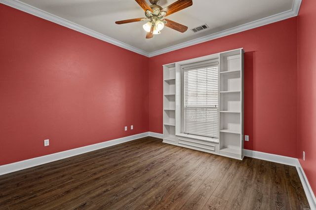 9425 Westlake Circle, Sherwood, AR 72120