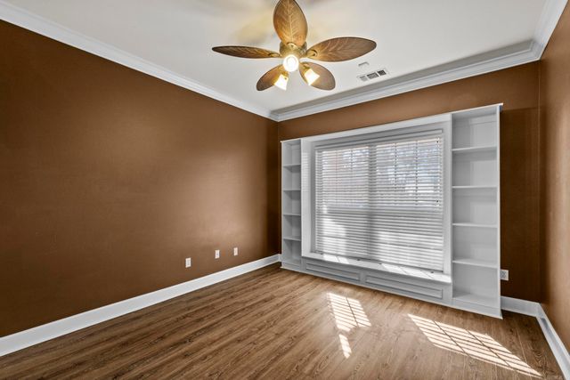 9425 Westlake Circle, Sherwood, AR 72120