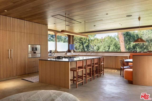 126 Summit Road, La Verne, CA 91750