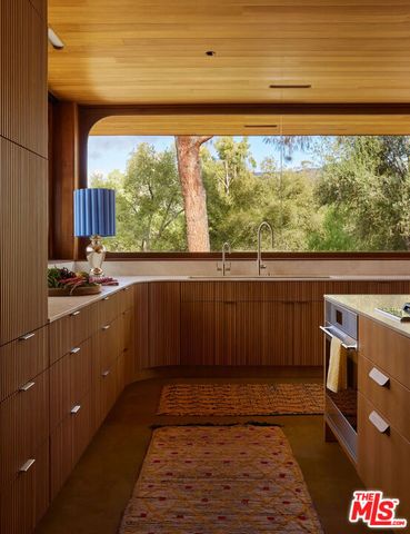 126 Summit Road, La Verne, CA 91750