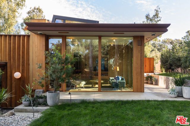 126 Summit Road, La Verne, CA 91750