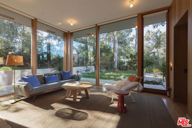 126 Summit Road, La Verne, CA 91750