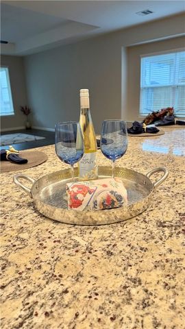 4704 Los Pines Way, Bryan, TX 77807