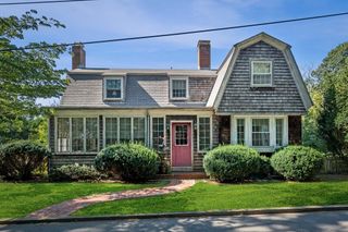 10 Jersey Lane, Manchester, MA 01944