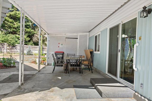 2252 Table Rock Road SPC 128, Medford, OR 97501