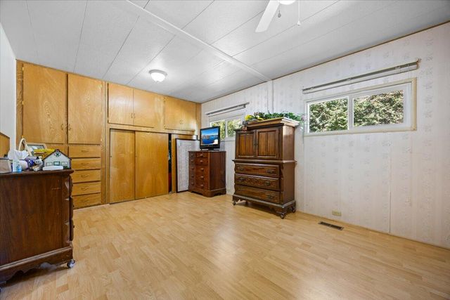 2252 Table Rock Road SPC 128, Medford, OR 97501